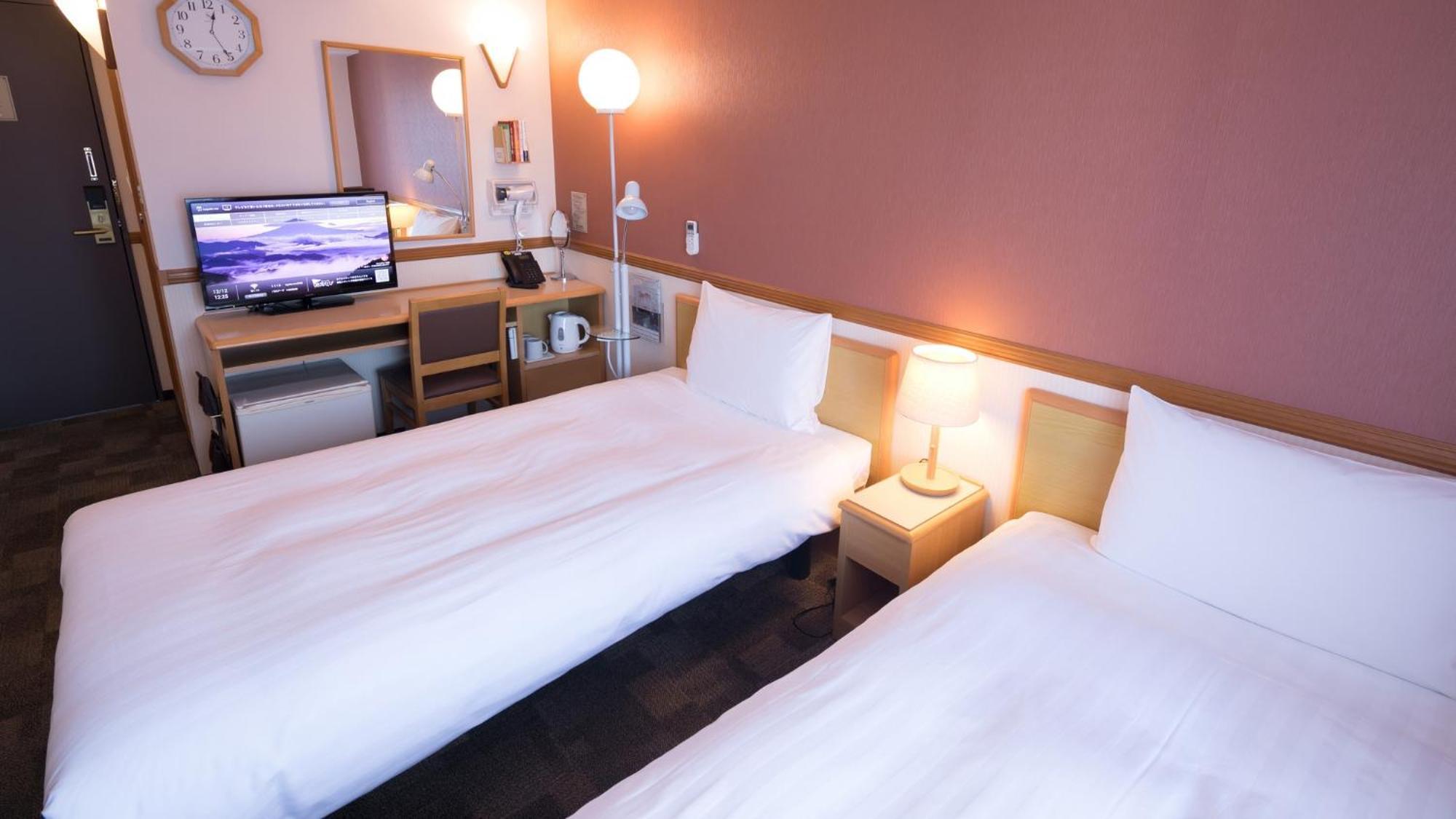 Toyoko Inn Kumamoto-Jyo Toricho Suji Стая снимка